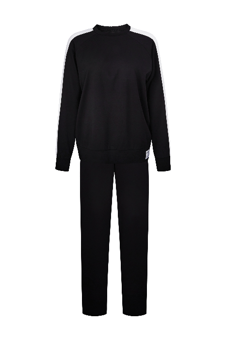 Костюм с укороченными брюками и свитшотом